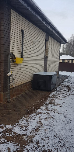 A-iPower A9000EAX в супертихом зимнем кожухе 1400SS RAL 8019