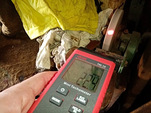 RGK TM-10 - тахометр